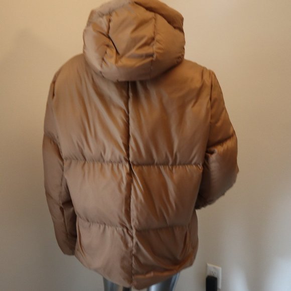 VINCE Puffer Jacket Hoodie Mocha Nylon Women Size Medium New Tag $845 - Picture 8 of 12